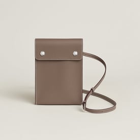 Hermèsnap Vertical To Go pouch