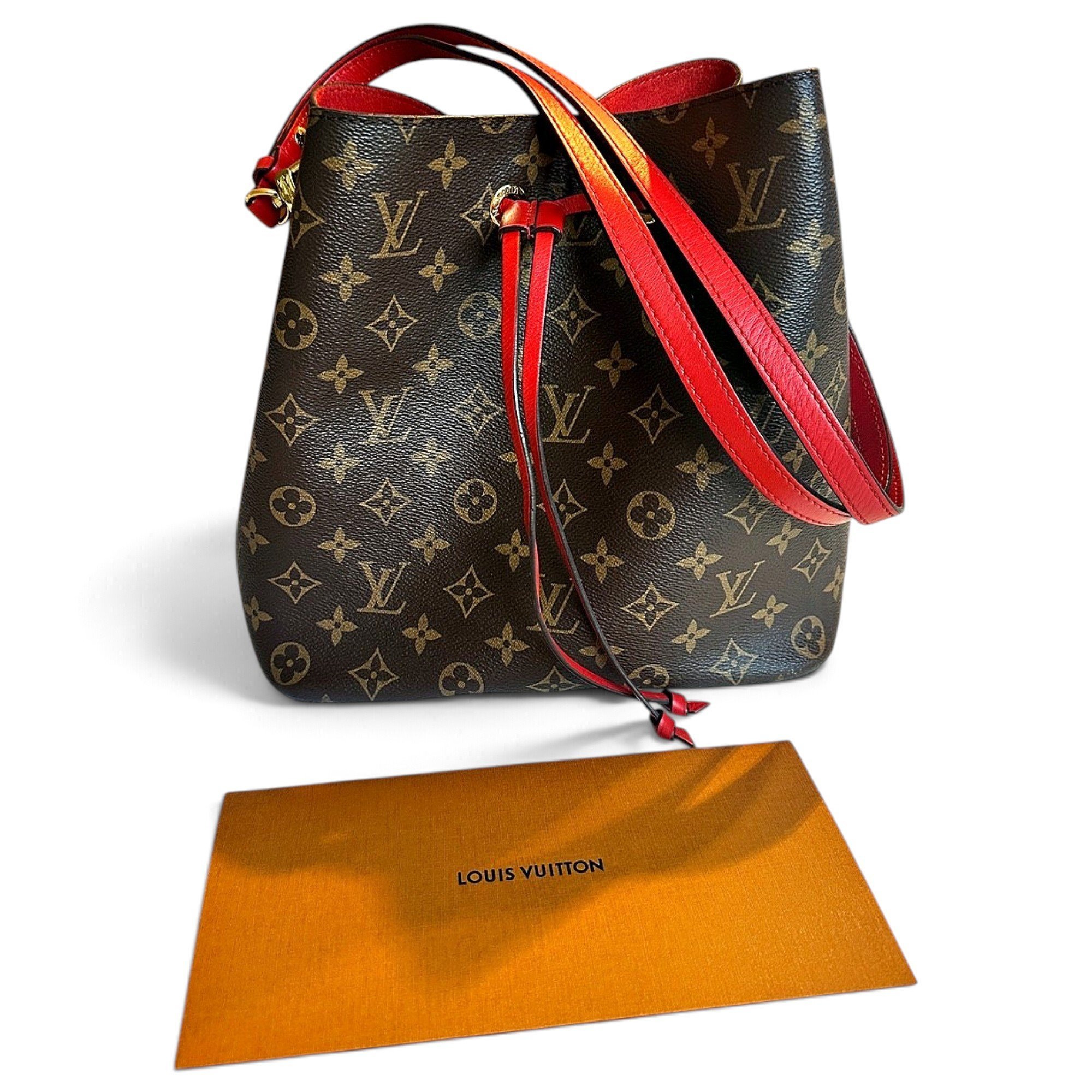 NéoNoé leather bag