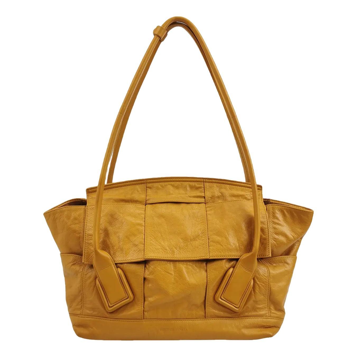 Arco leather handbag