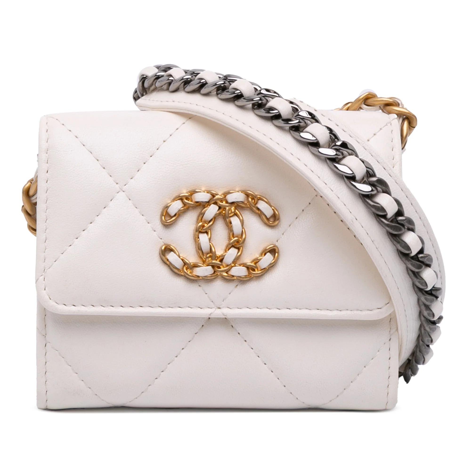 Chanel 19 leather crossbody bag