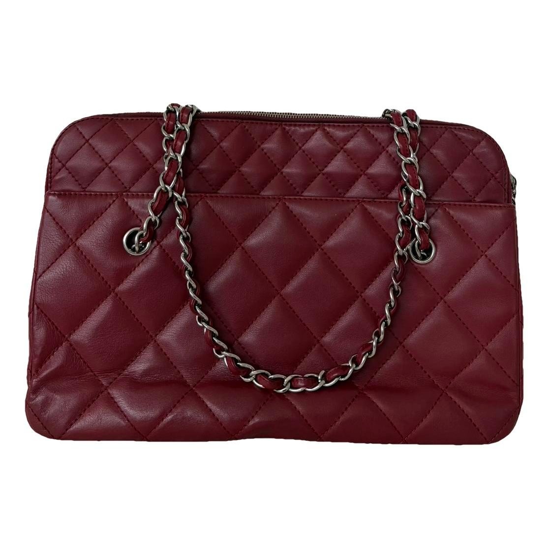 Vintage CC Chain leather handbag