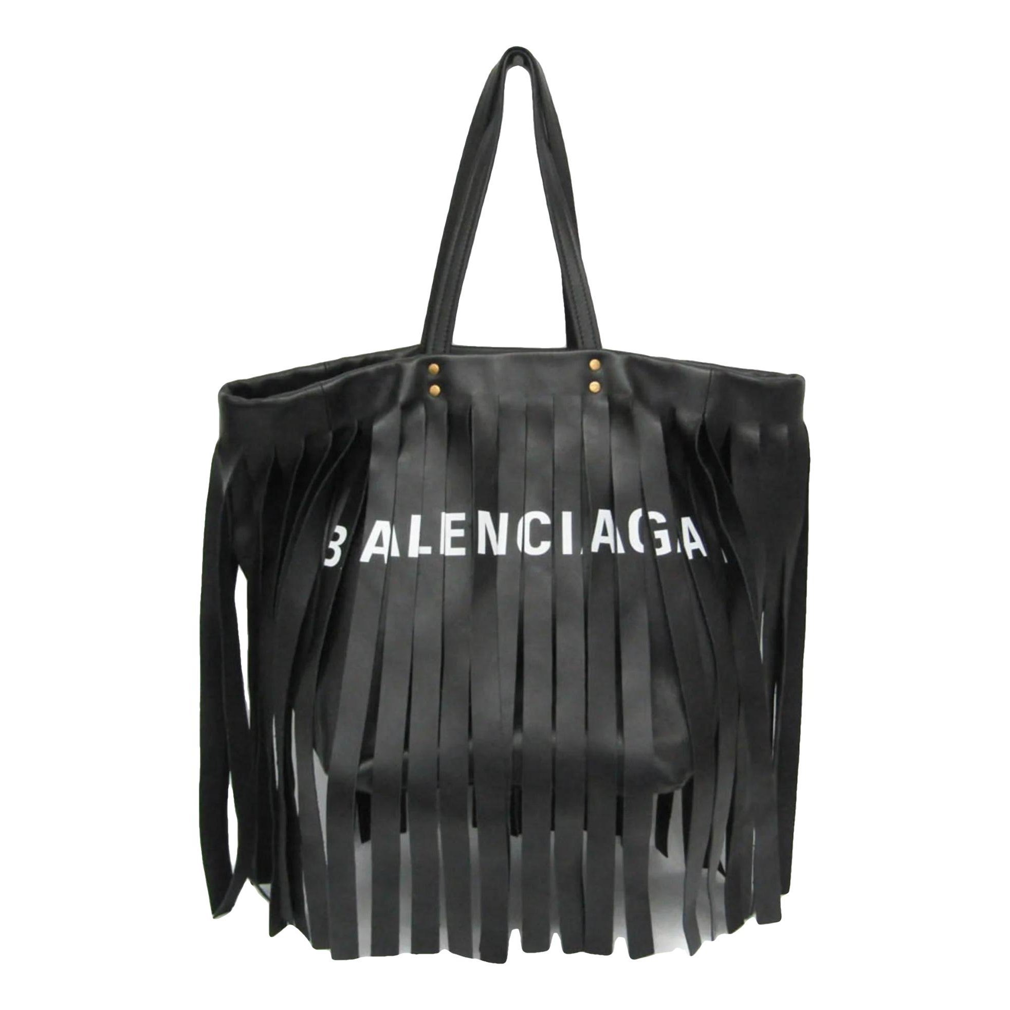 Leather tote