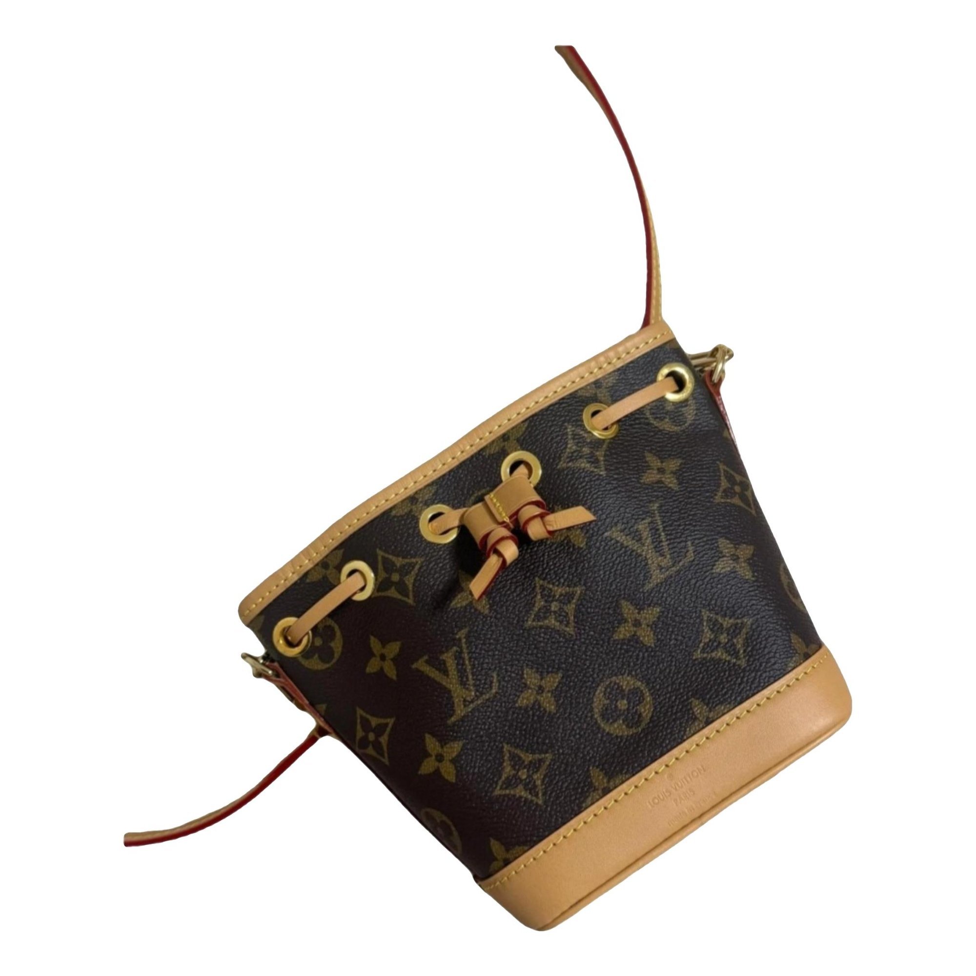 Nano Noé leather handbag