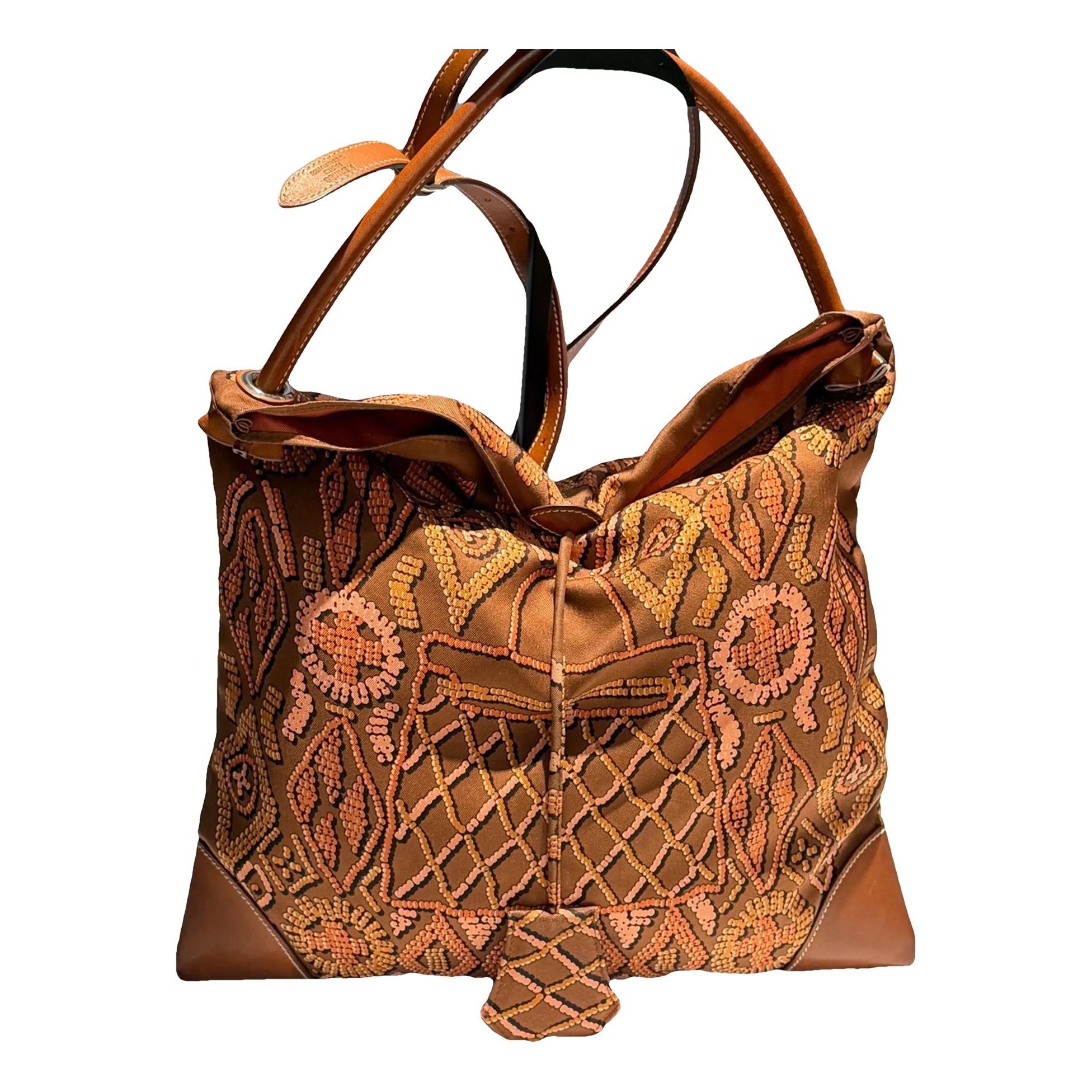 Cloth handbag