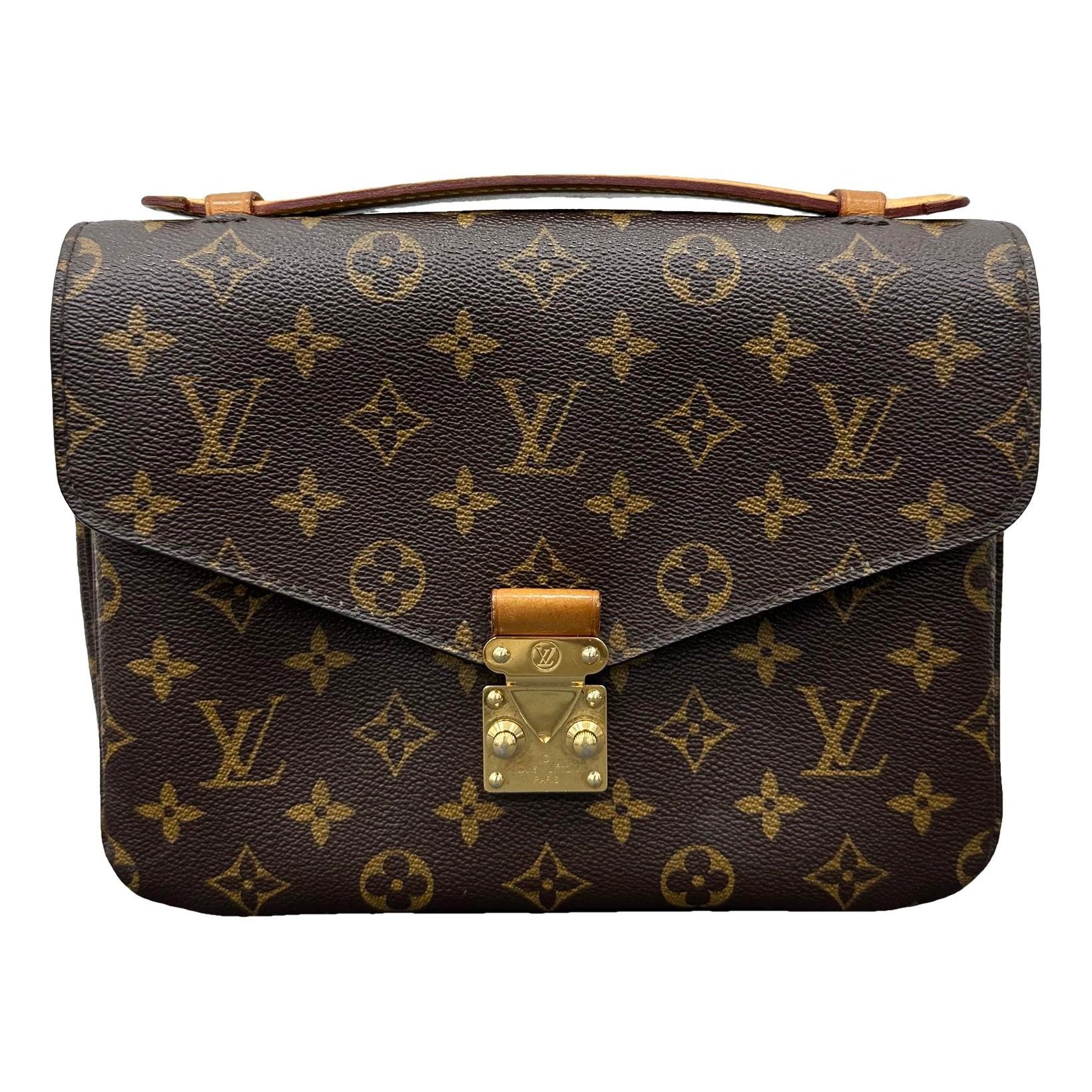 Metis leather handbag