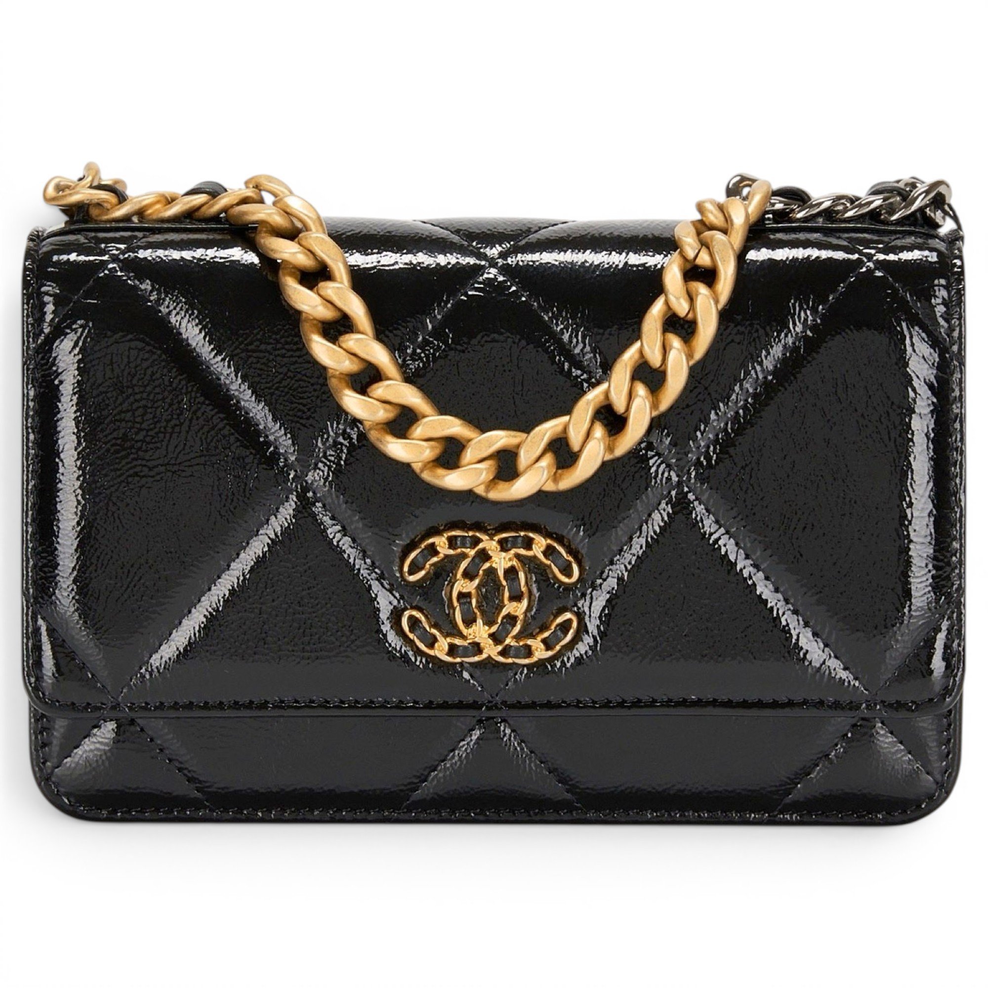 Chanel 19 patent leather handbag