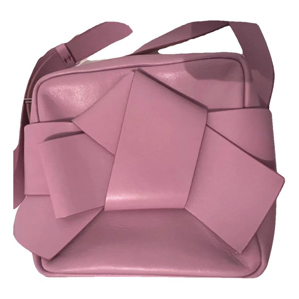 Musubi leather crossbody bag