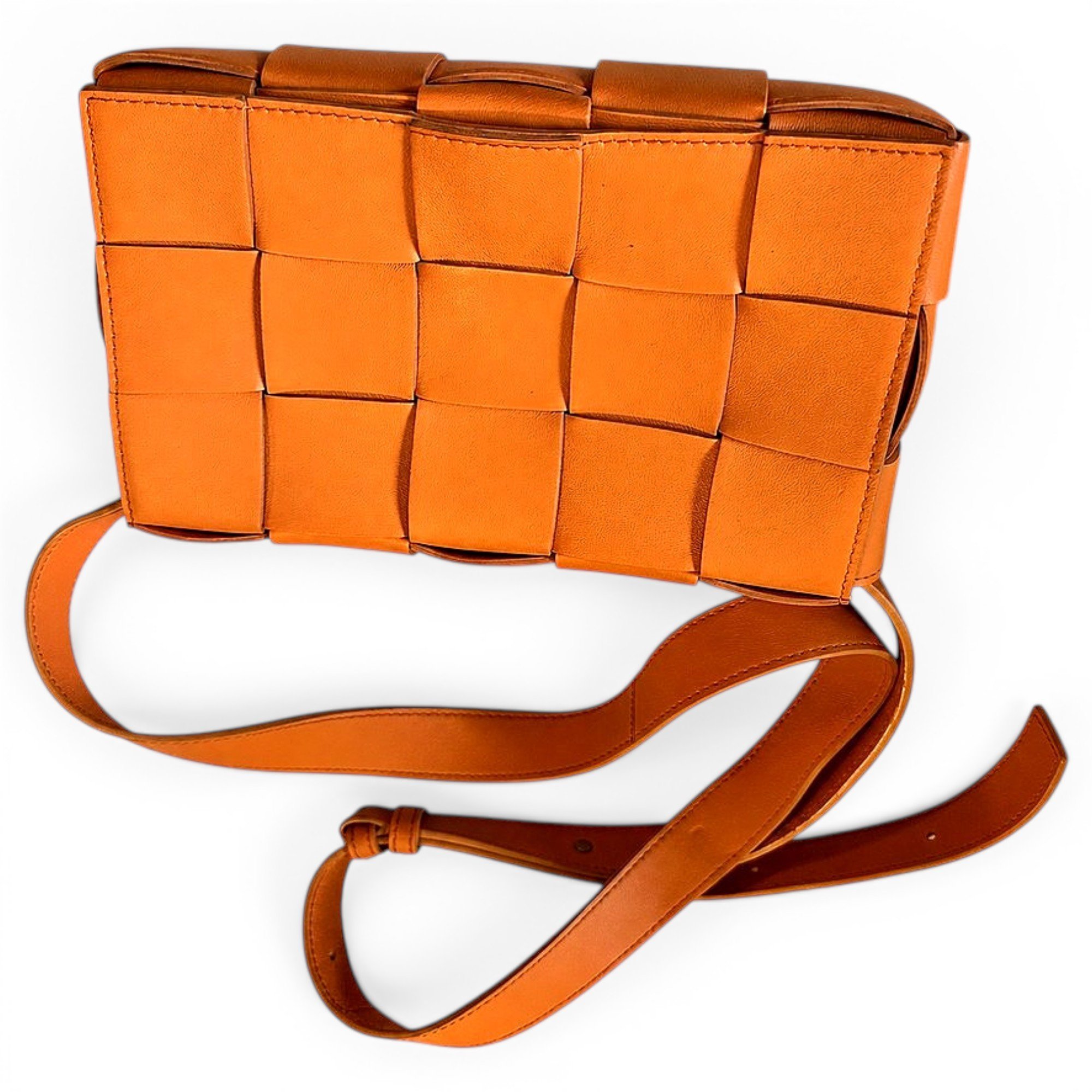 Cassette leather handbag