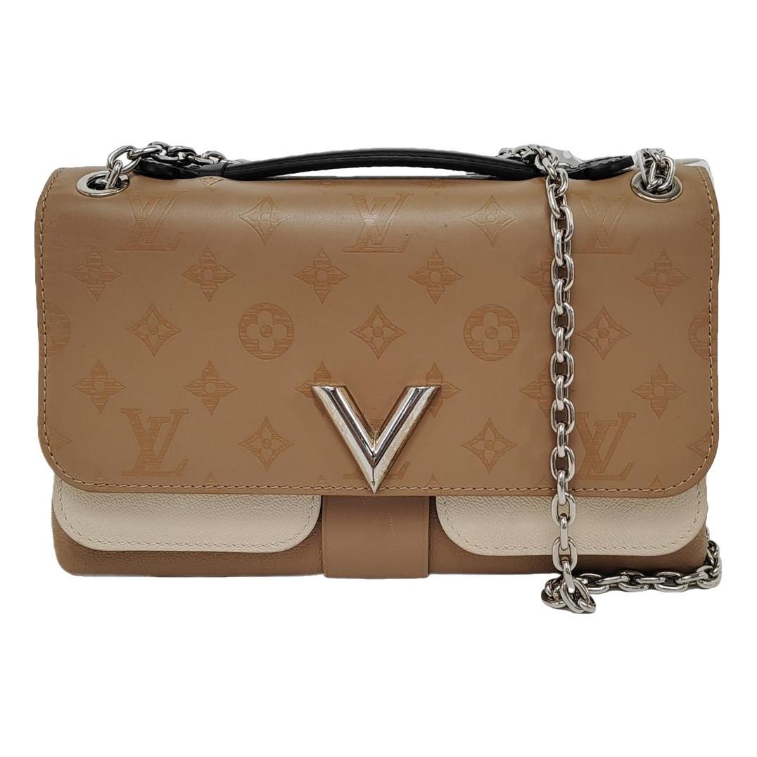 Very leather handbag