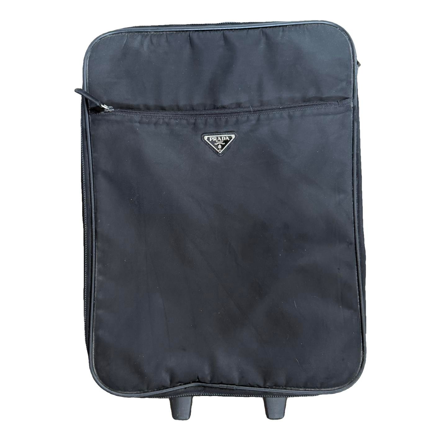 Leather travel bag