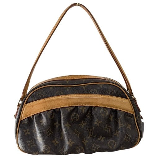 Patent leather handbag
