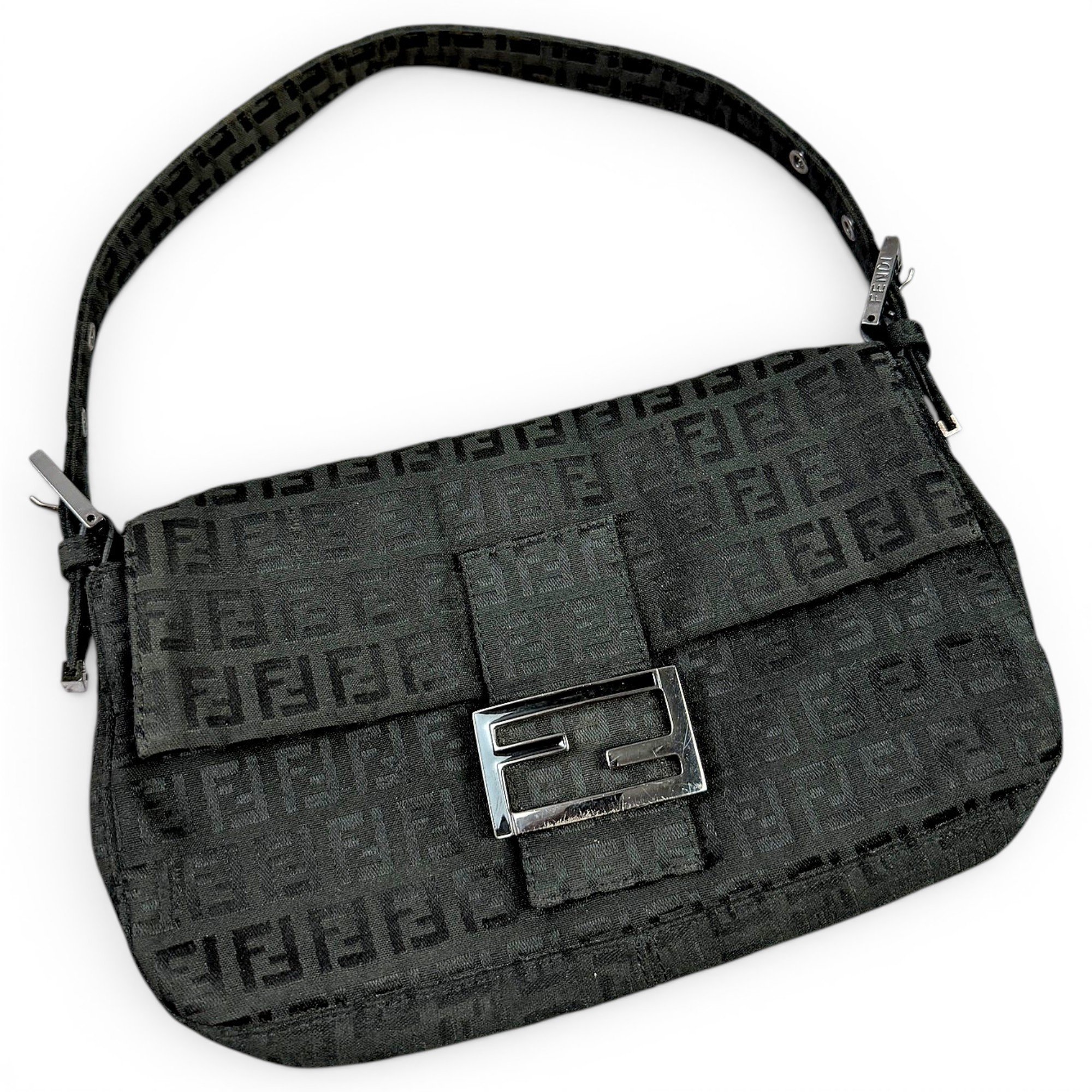 Baguette cloth handbag