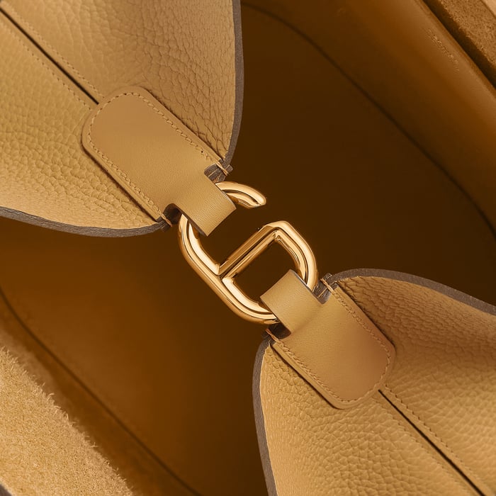 Biscuit Hermès In-the-loop 23 Bag