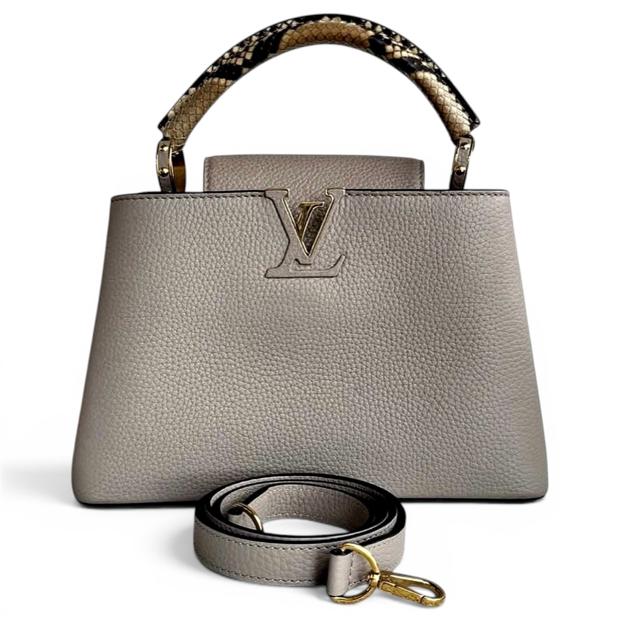 Capucines leather handbag