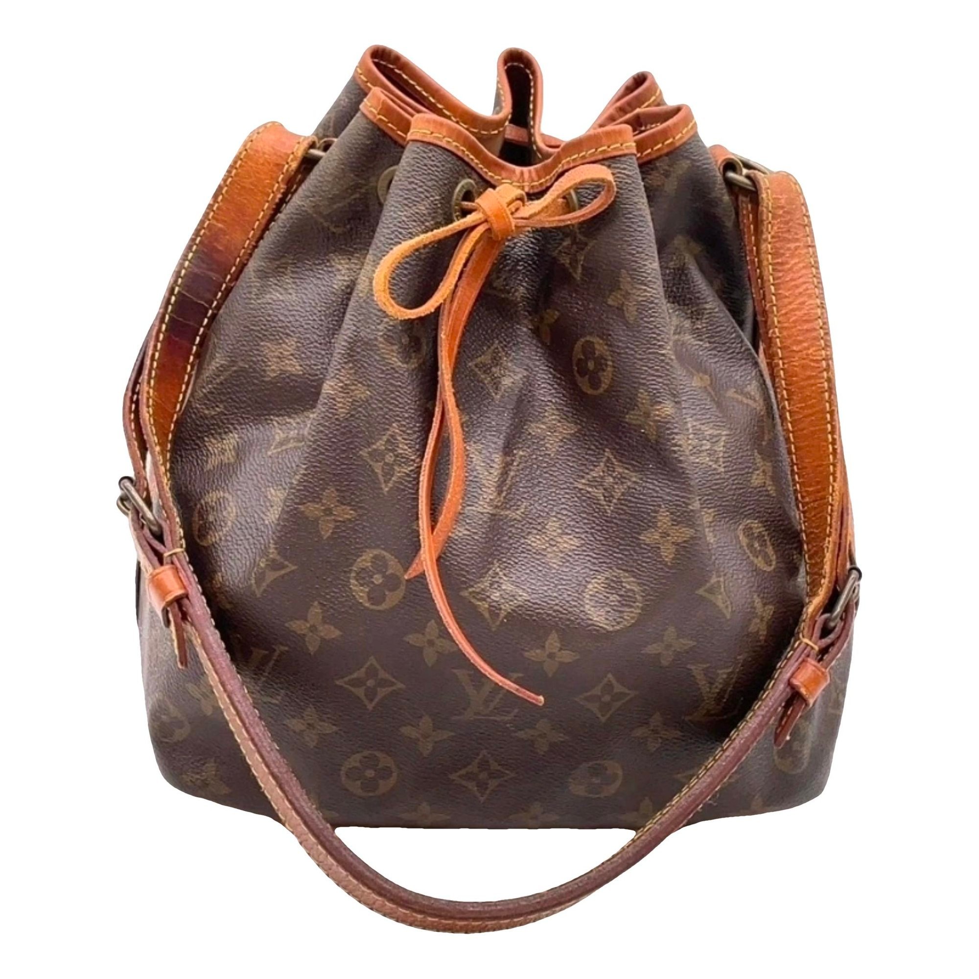Noé leather handbag
