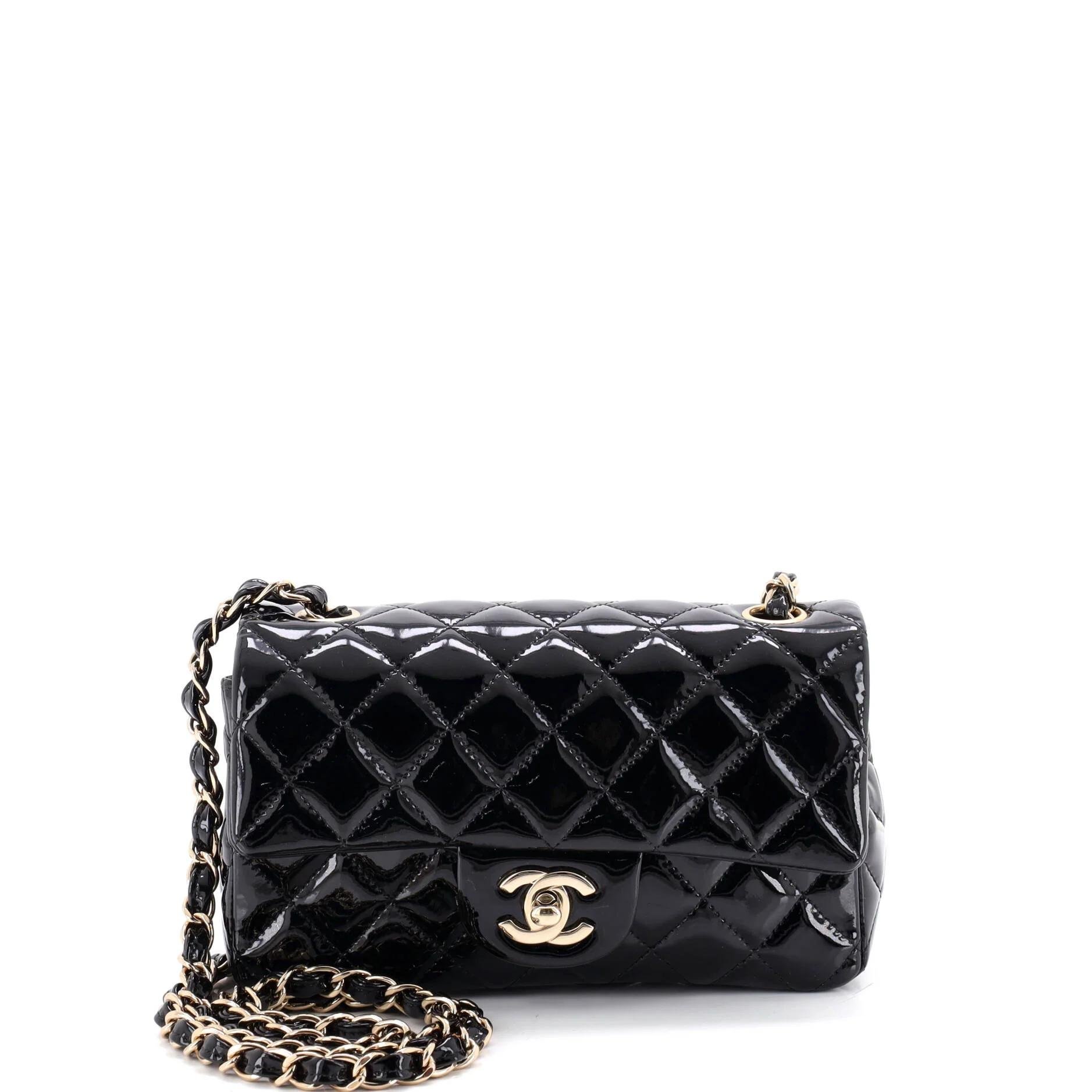Timeless/Classique patent leather crossbody bag