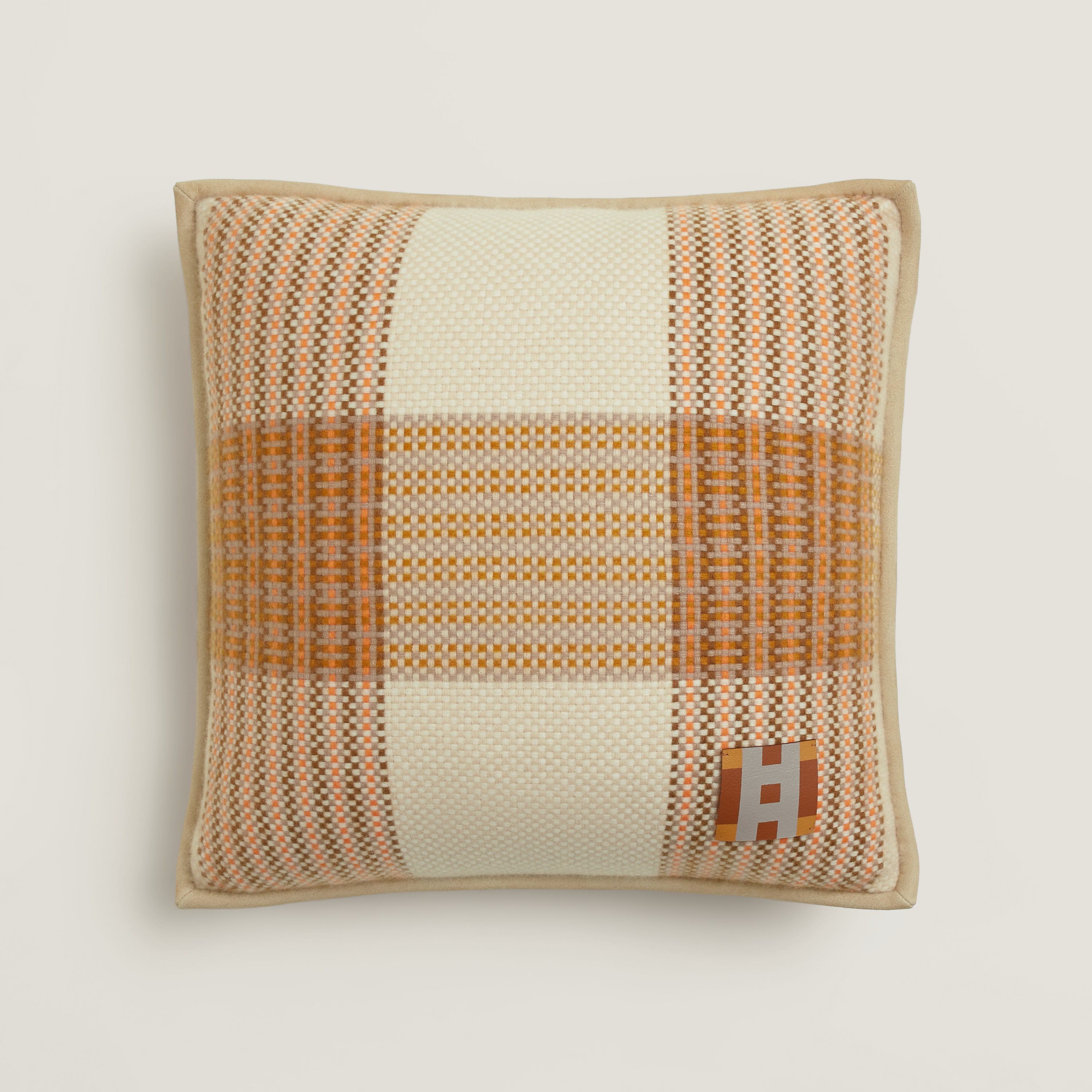 Bordage pillow