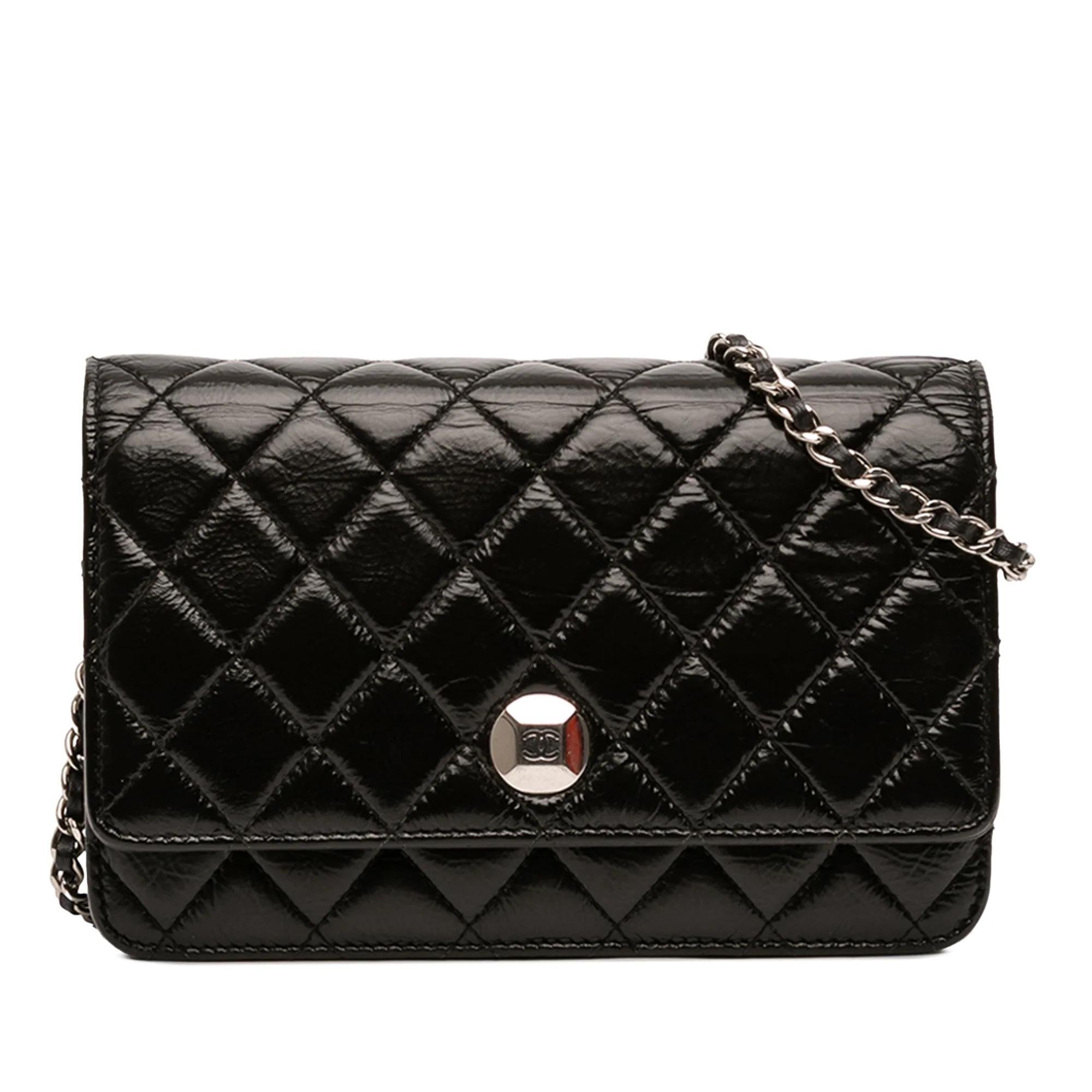 Wallet On Chain Timeless/Classique patent leather handbag