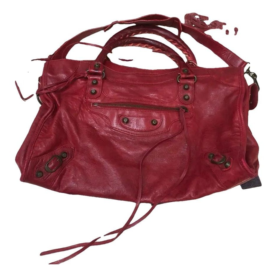 City leather crossbody bag