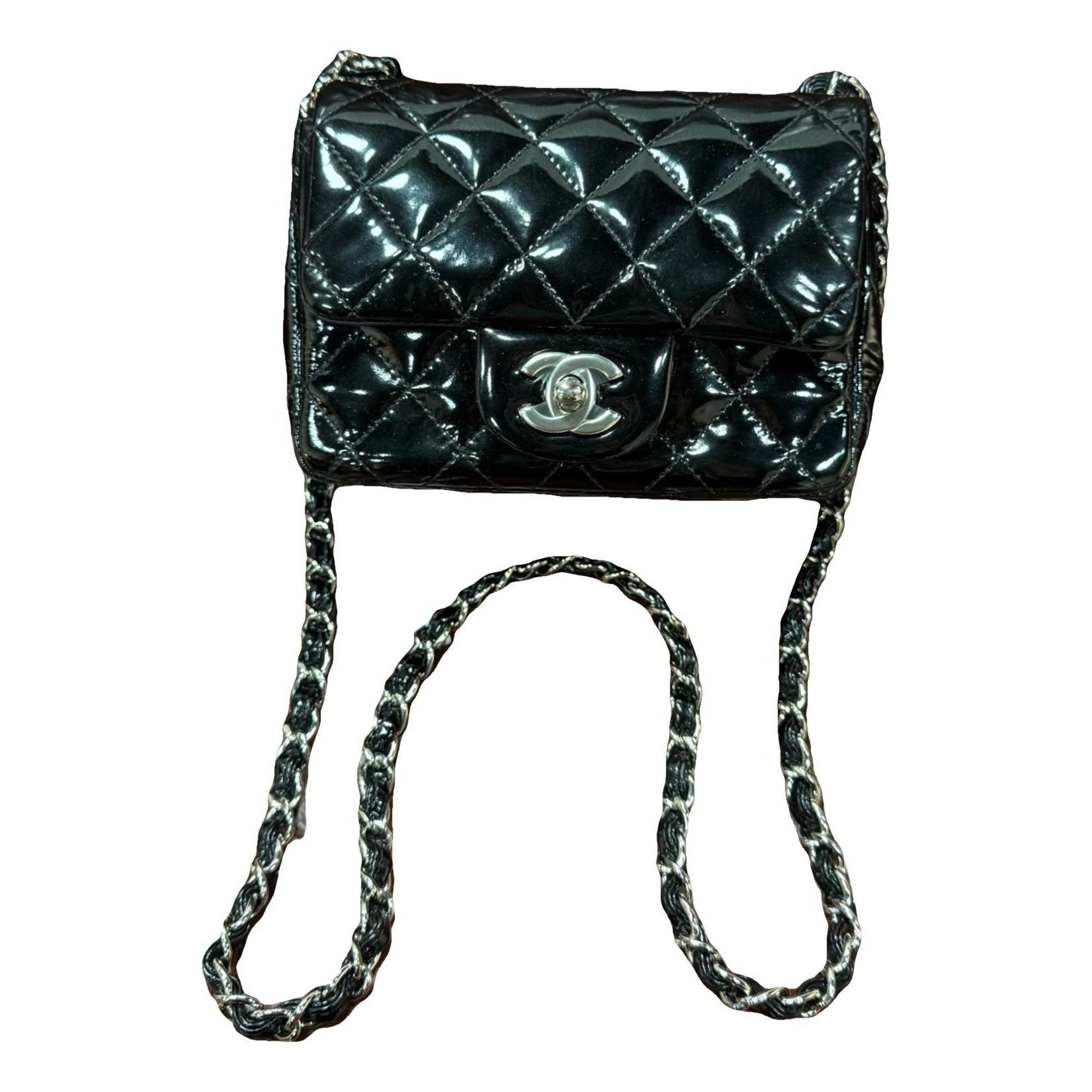 Timeless/Classique patent leather crossbody bag