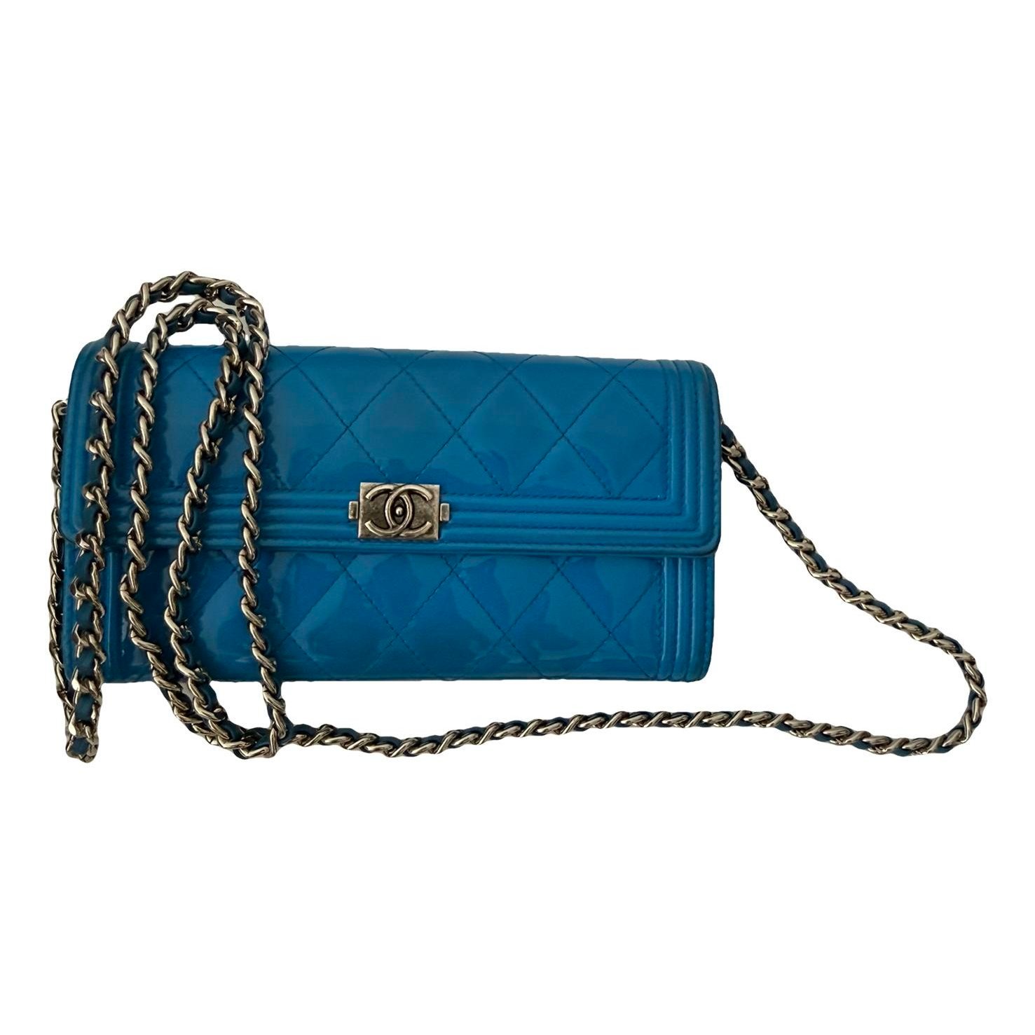 Wallet On Chain Boy patent leather crossbody bag