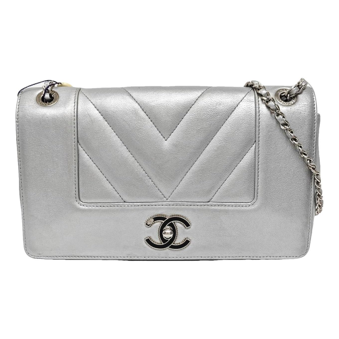 Timeless/Classique leather crossbody bag
