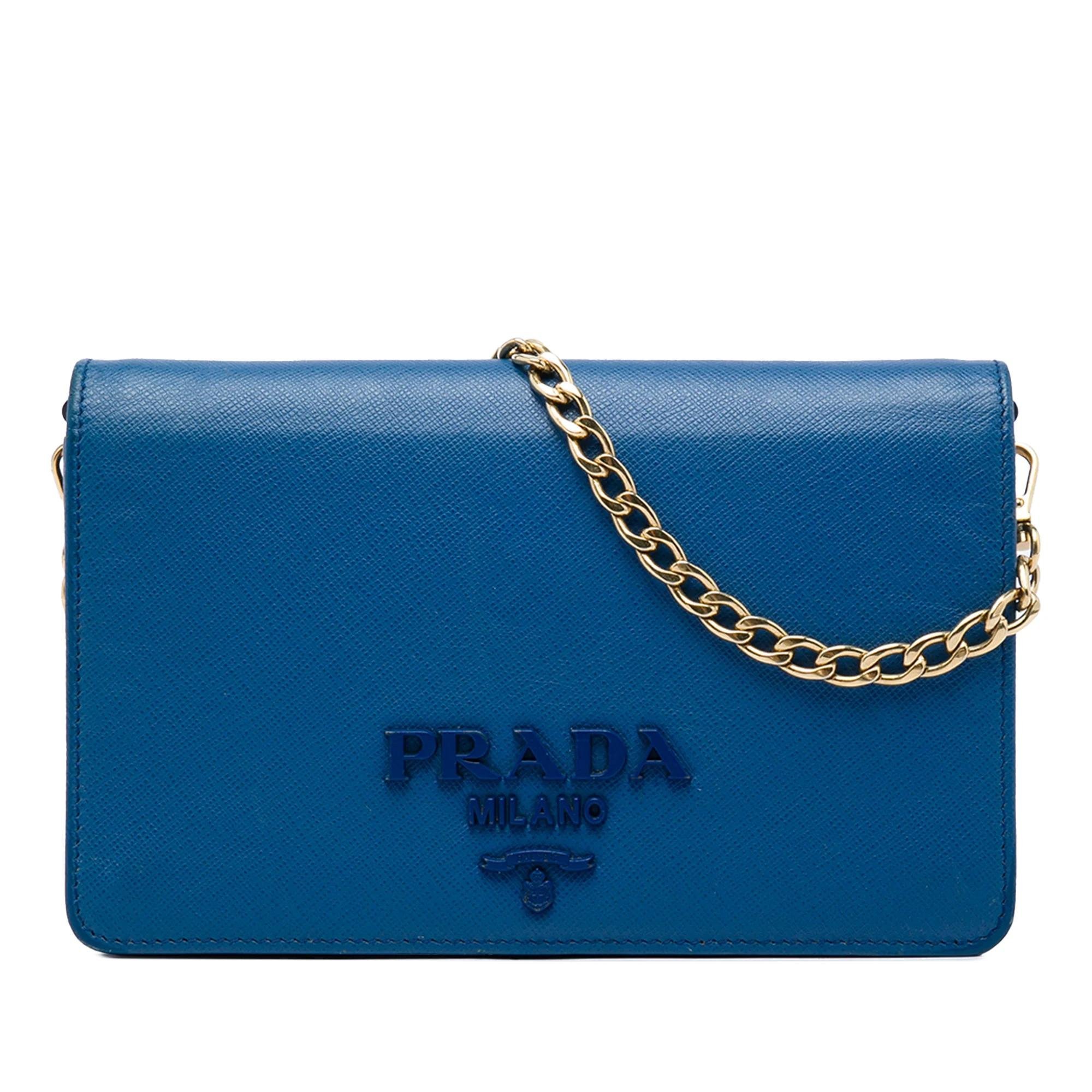 Monochrome leather handbag