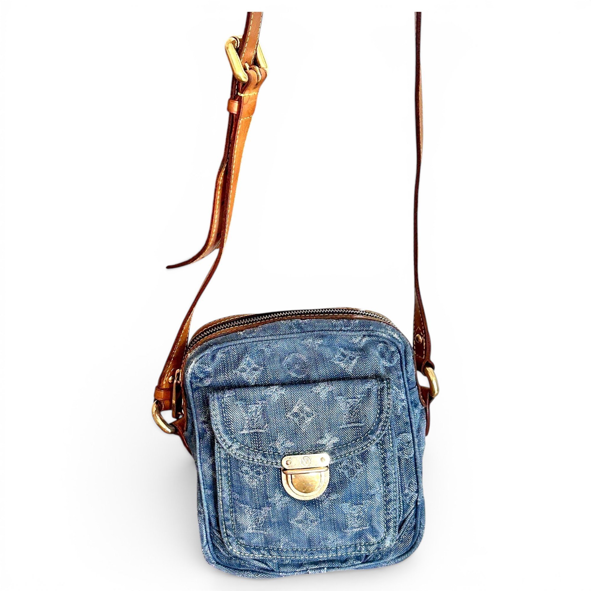 Crossbody bag