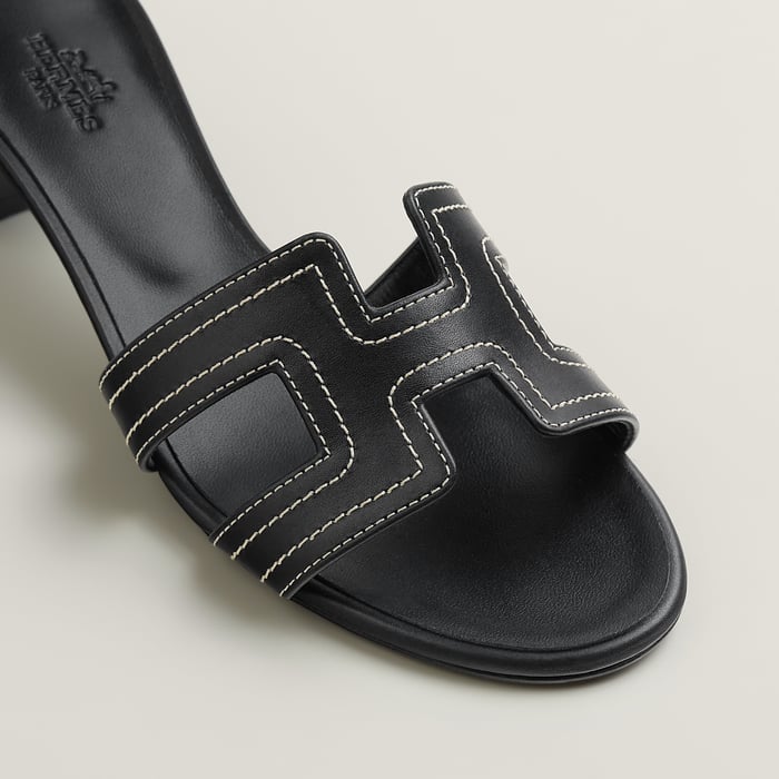Noir Oasis Sandal