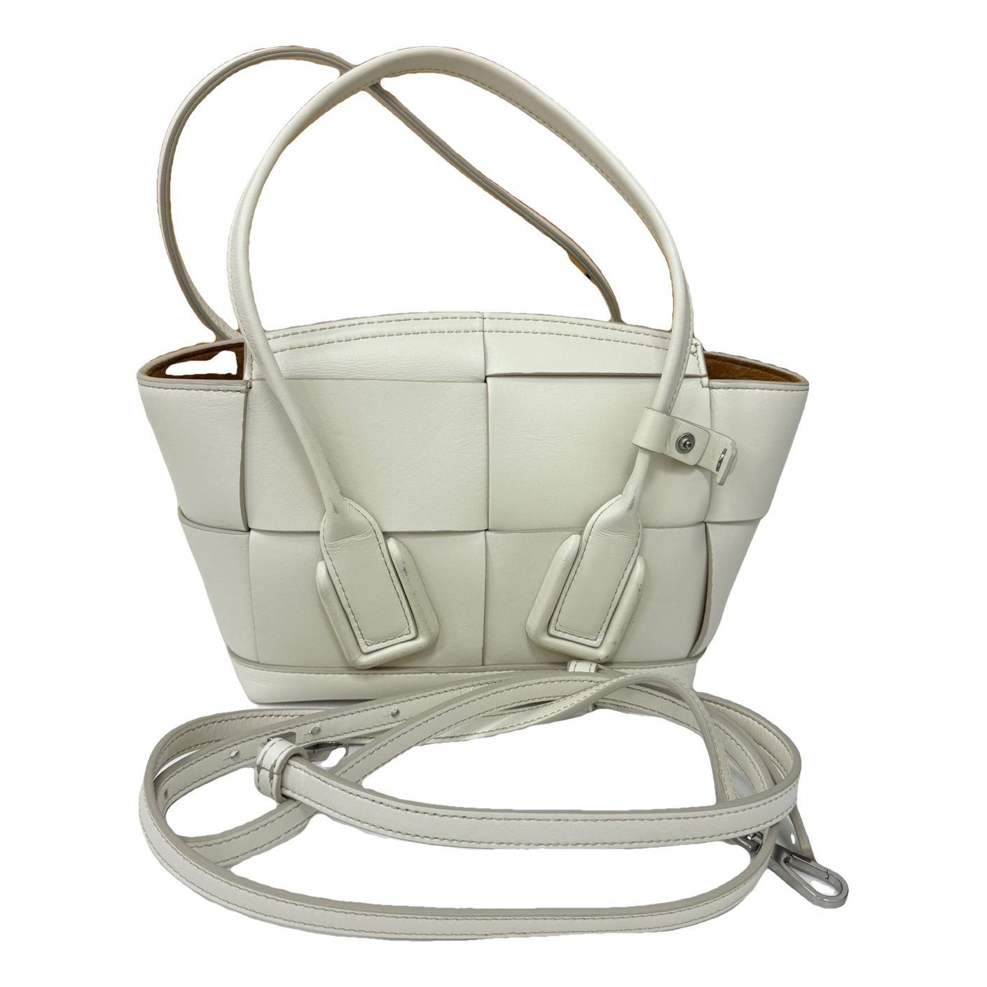 Bottega Veneta Arco leather handbag