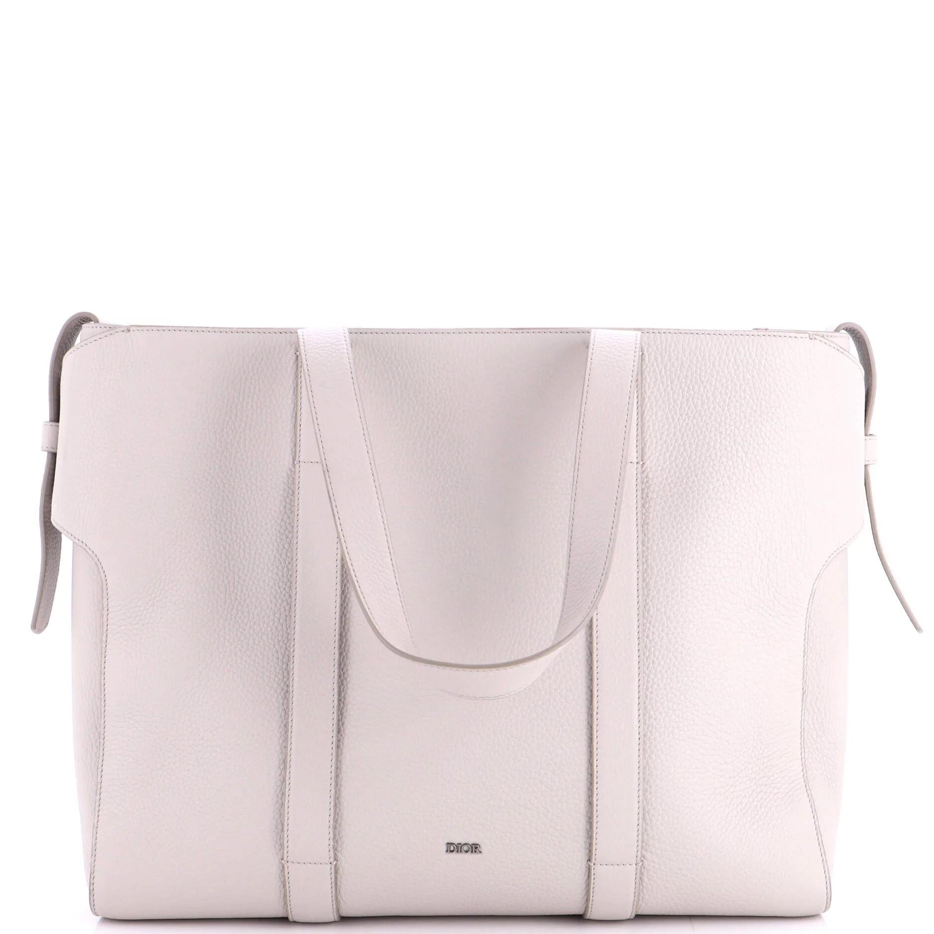 Leather tote