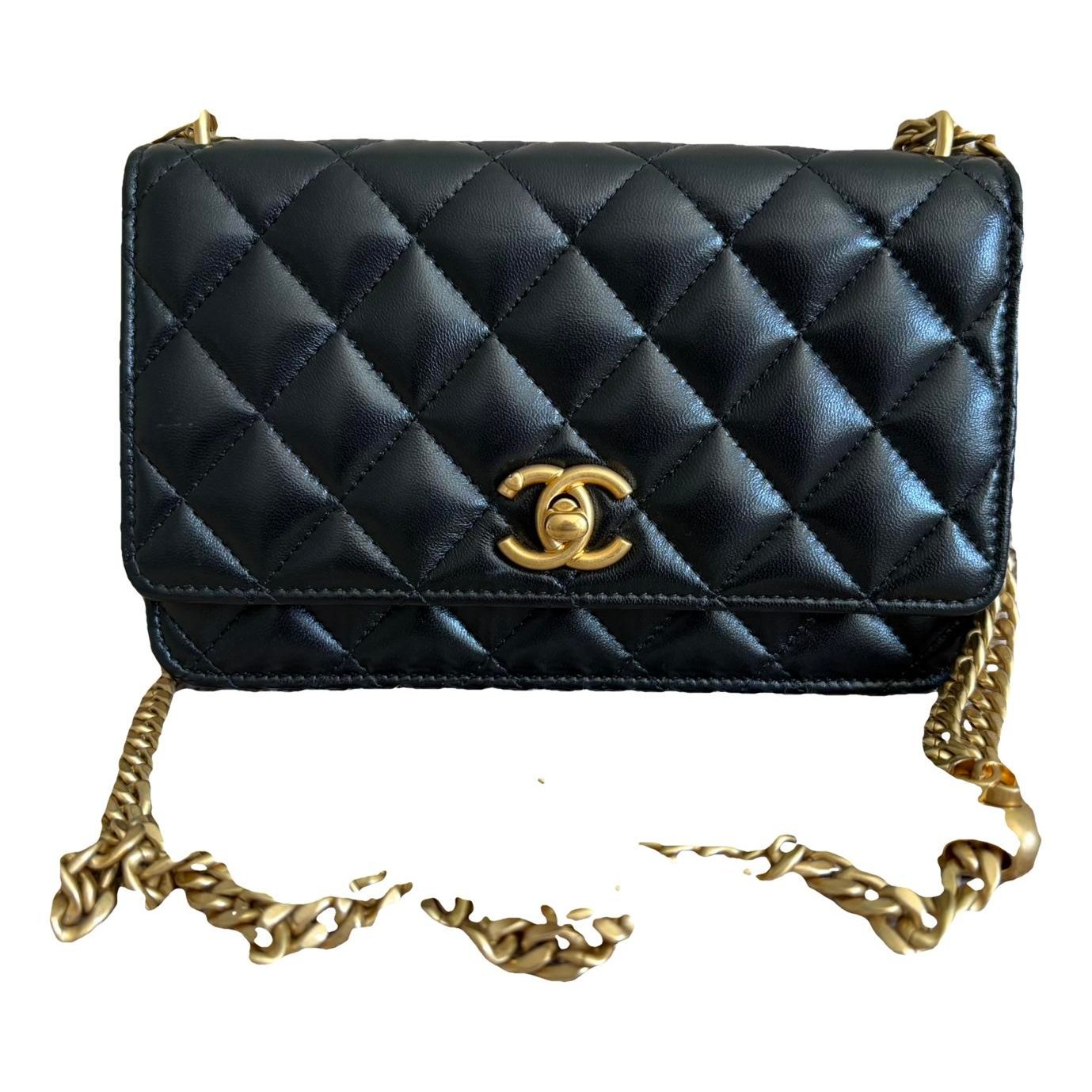 Wallet On Chain Timeless/Classique leather crossbody bag