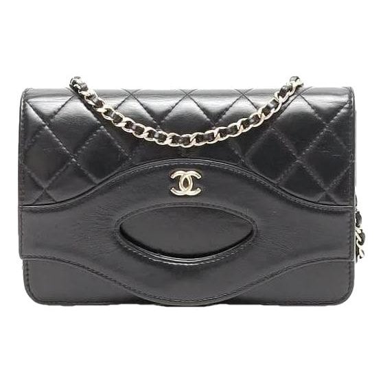 Wallet On Chain leather crossbody bag