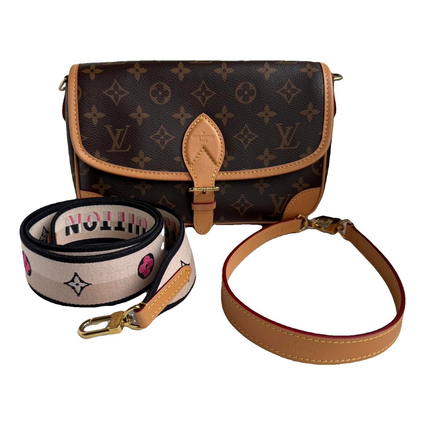 Diane leather crossbody bag