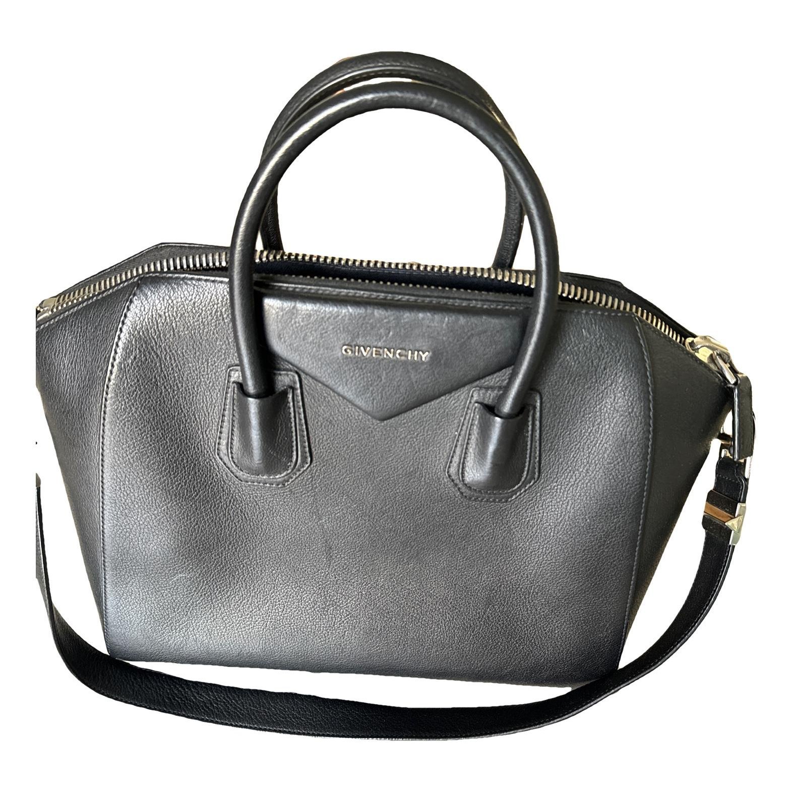 Antigona leather handbag