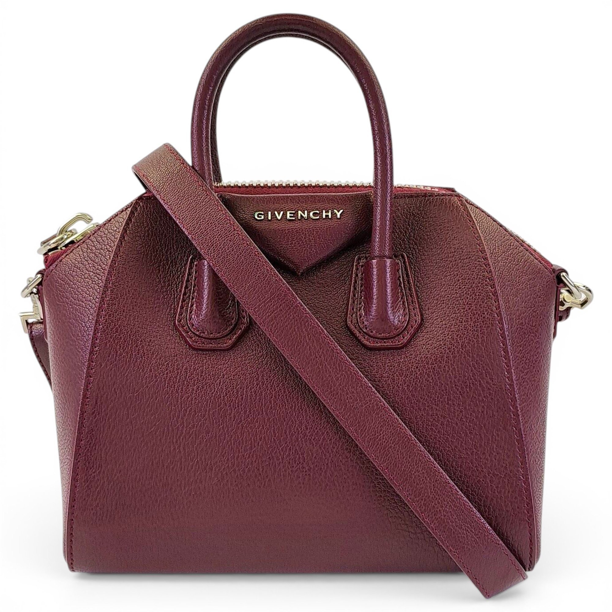 Antigona leather handbag