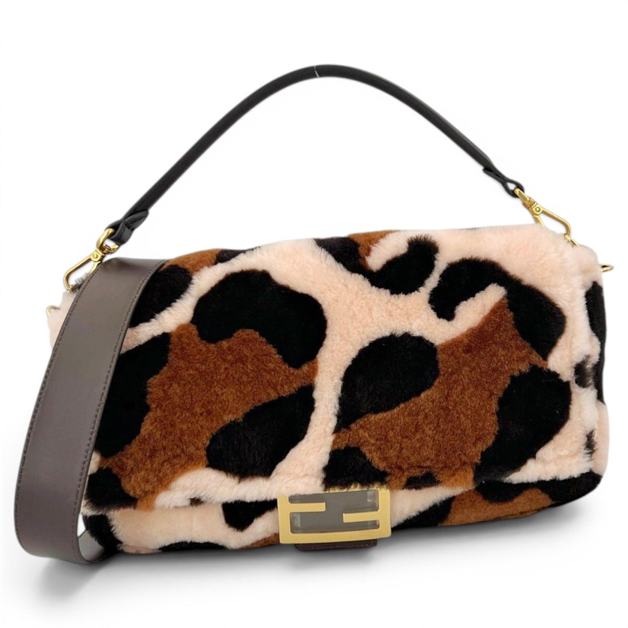 Baguette cashmere handbag