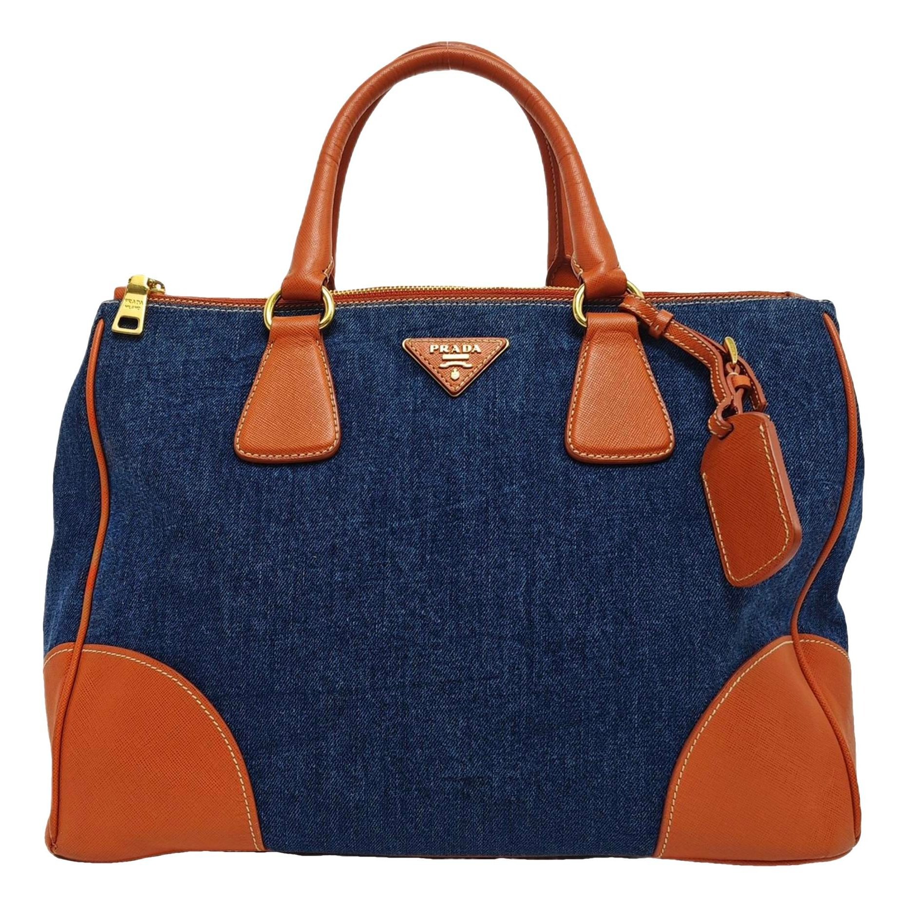 Concept cloth handbag