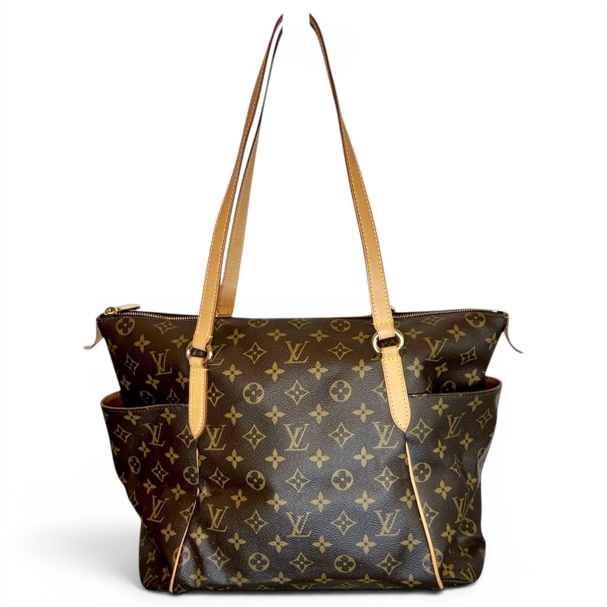 Totally leather tote