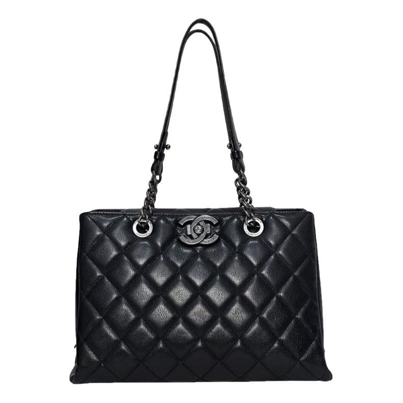 Trendy CC Quilted leather handbag