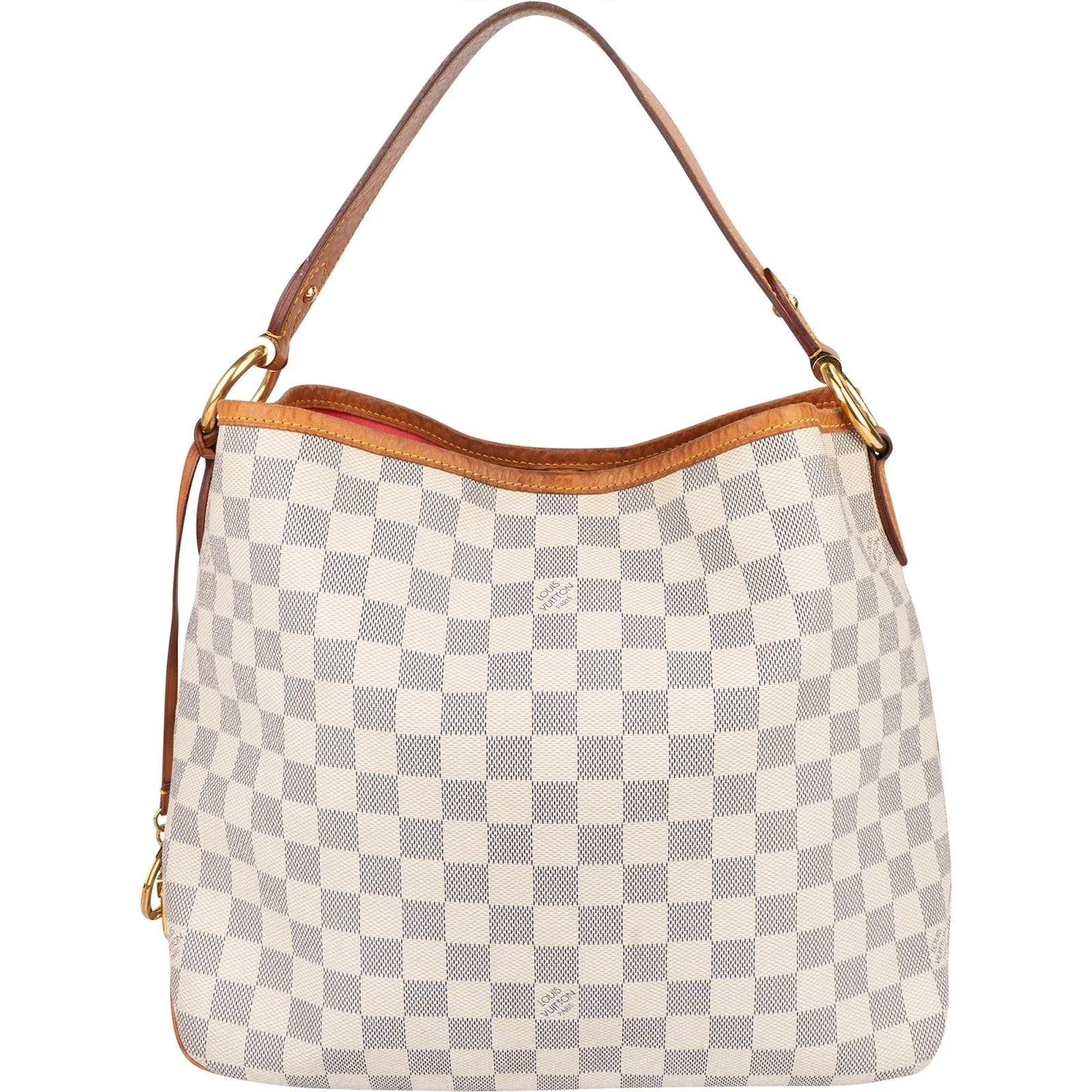 Delightful leather handbag