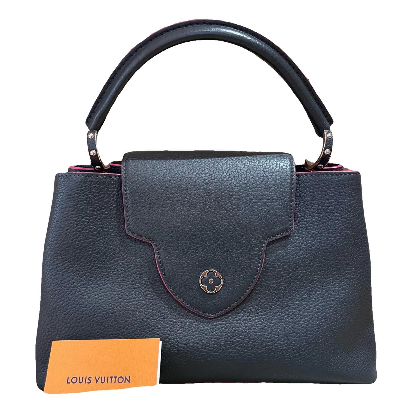 Capucines leather handbag