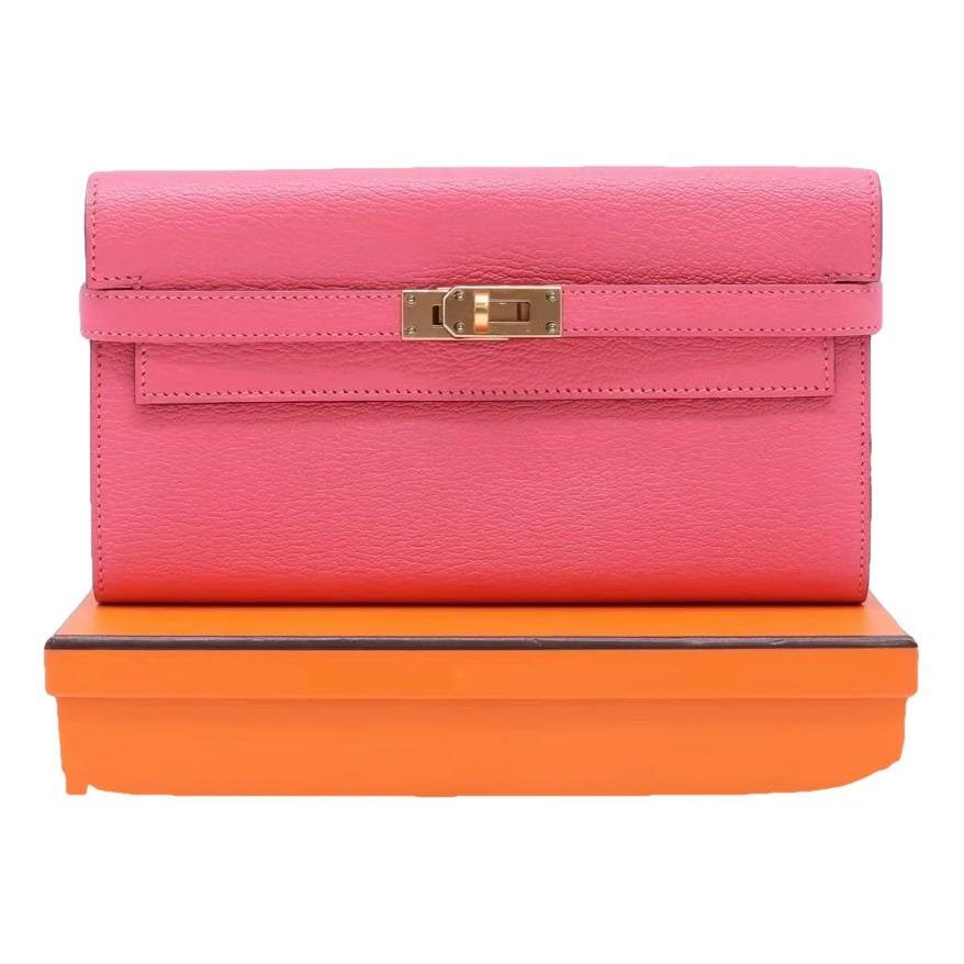 Kelly to go leather clutch bag