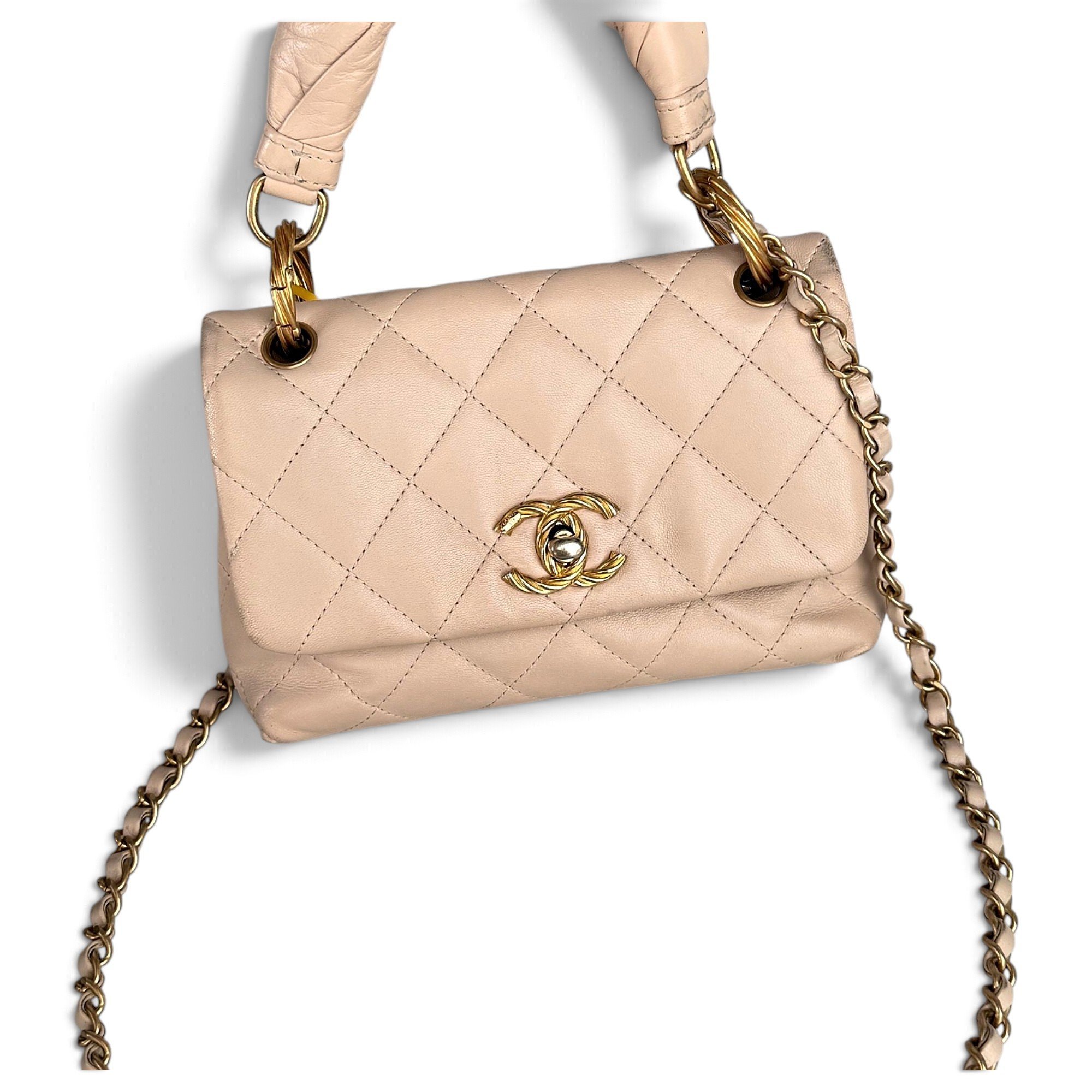 Chanel Timeless/Classique leather crossbody bag
