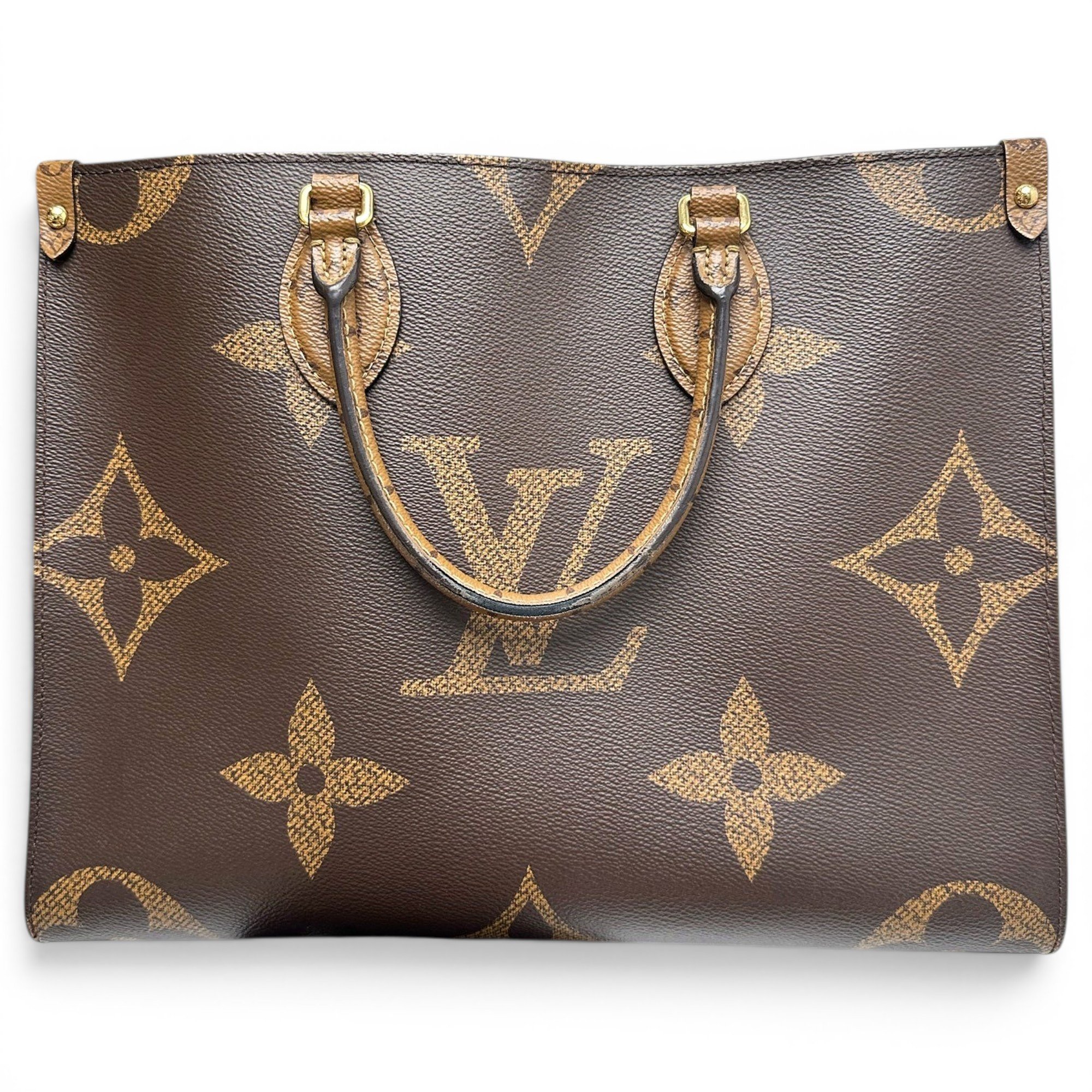 Onthego leather handbag