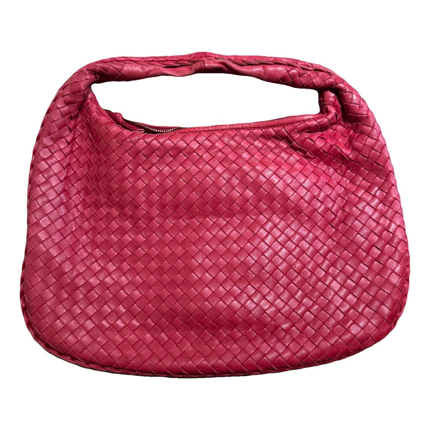Veneta leather handbag