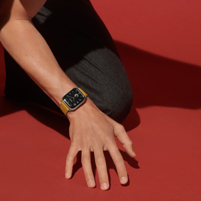 Apple Watch Hermès シンプルトゥール 《ツイル・ジャンプ》 45 MM