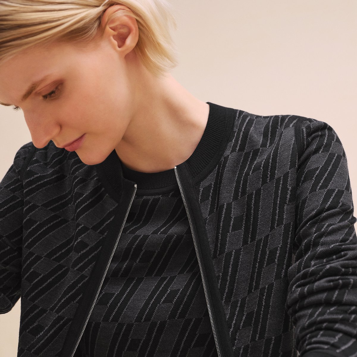 "H en Biais" long-sleeve cardigan