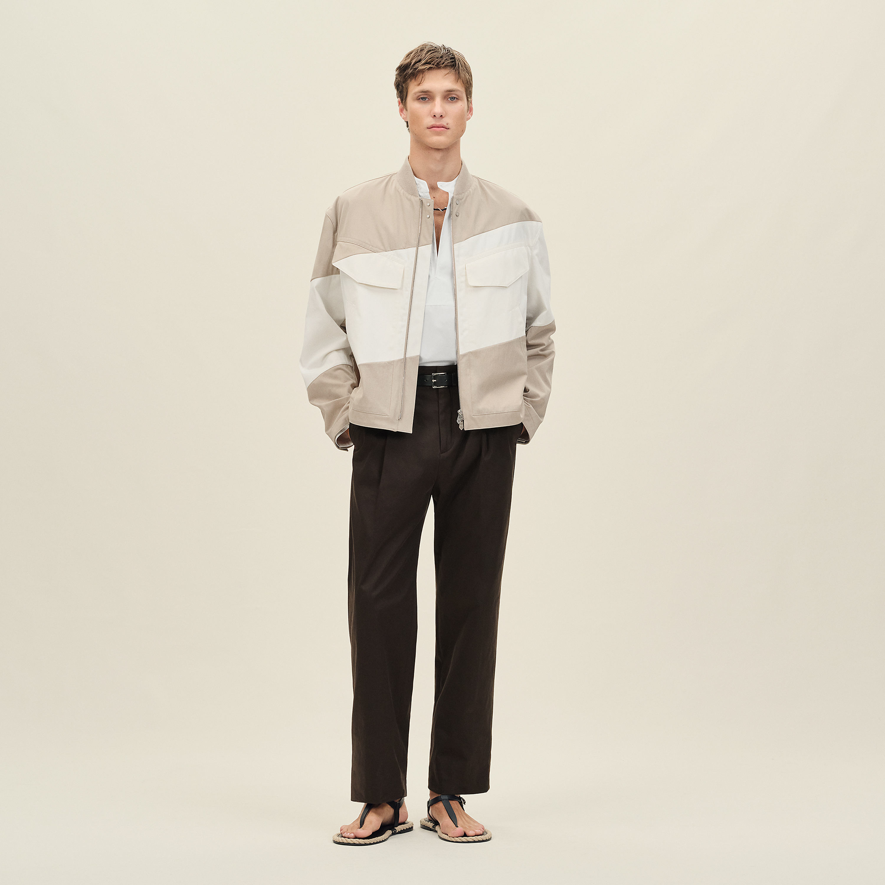 Zipped straight cut jacket
