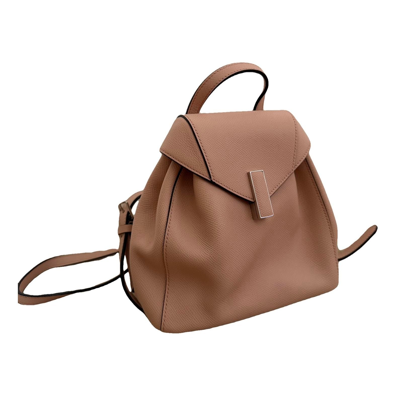 Iside leather bag